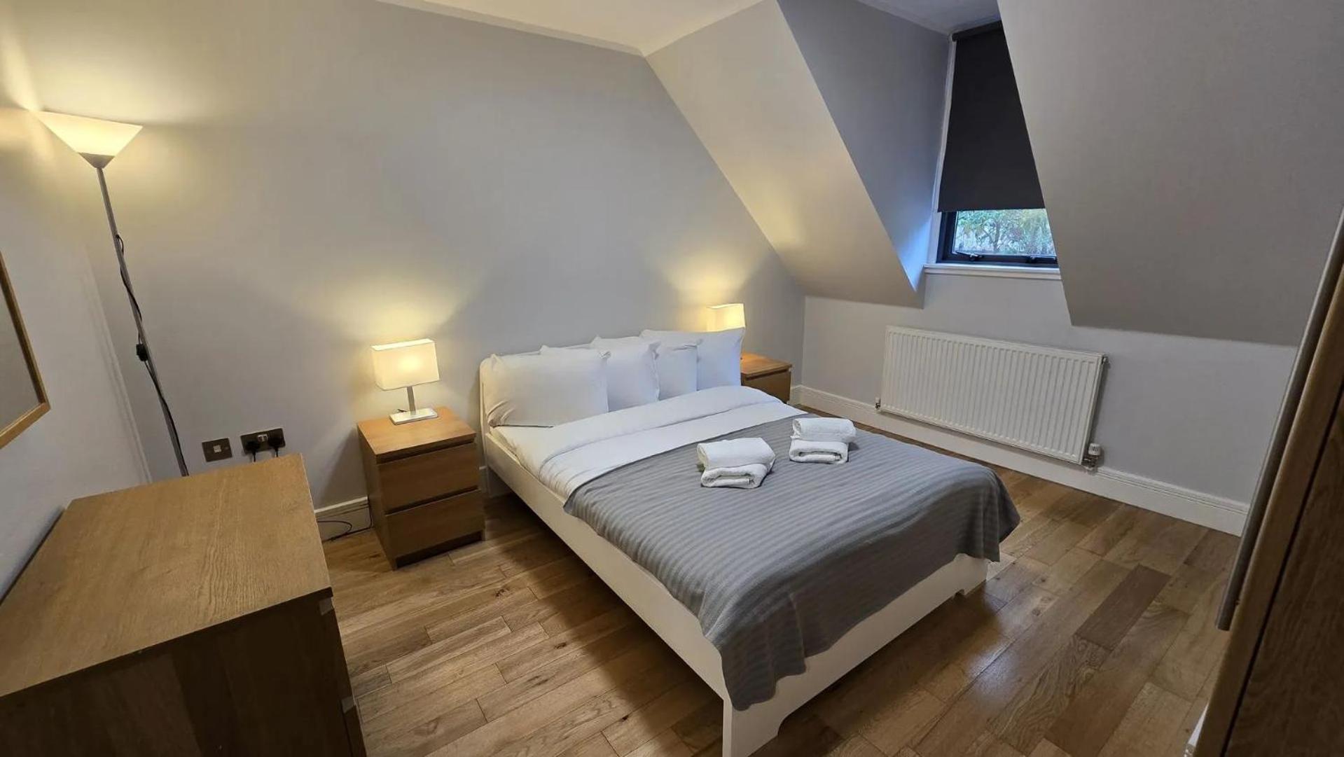 Westciti Chatsworth Road Apartments Croydon Bagian luar foto