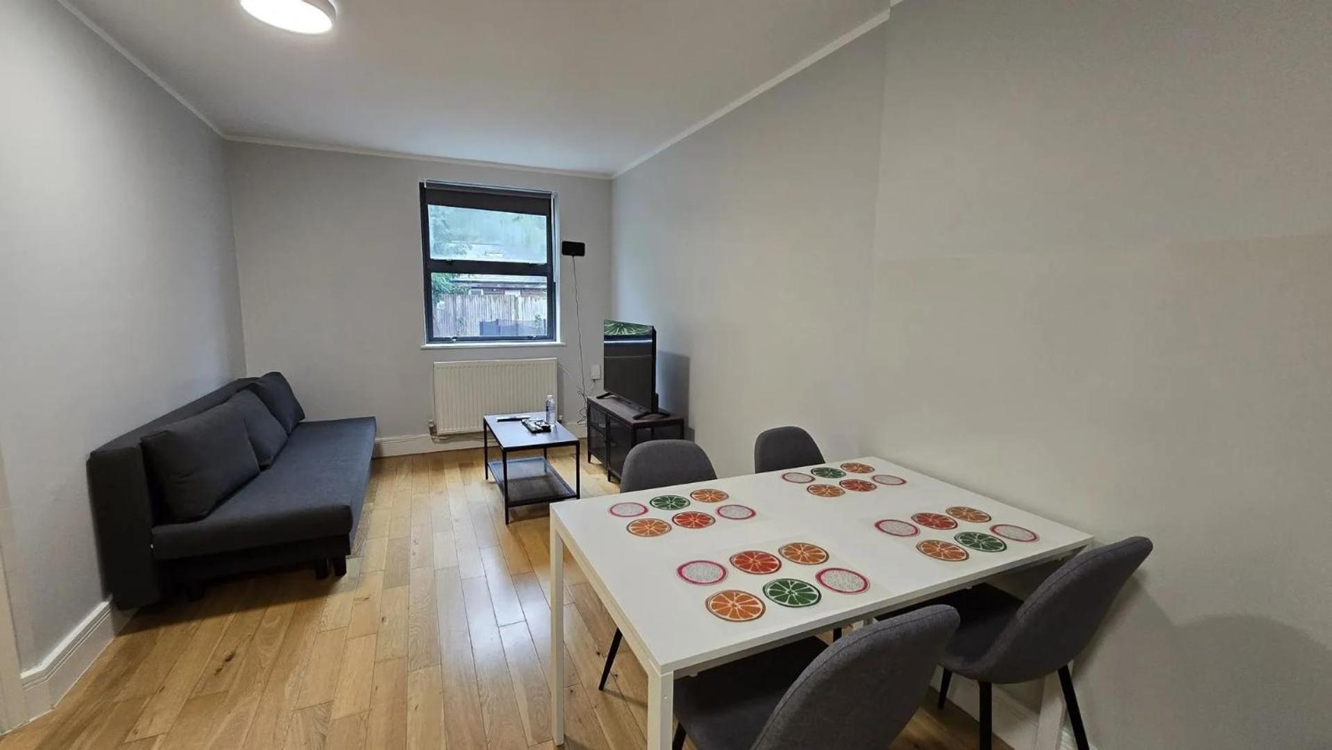 Westciti Chatsworth Road Apartments Croydon Bagian luar foto