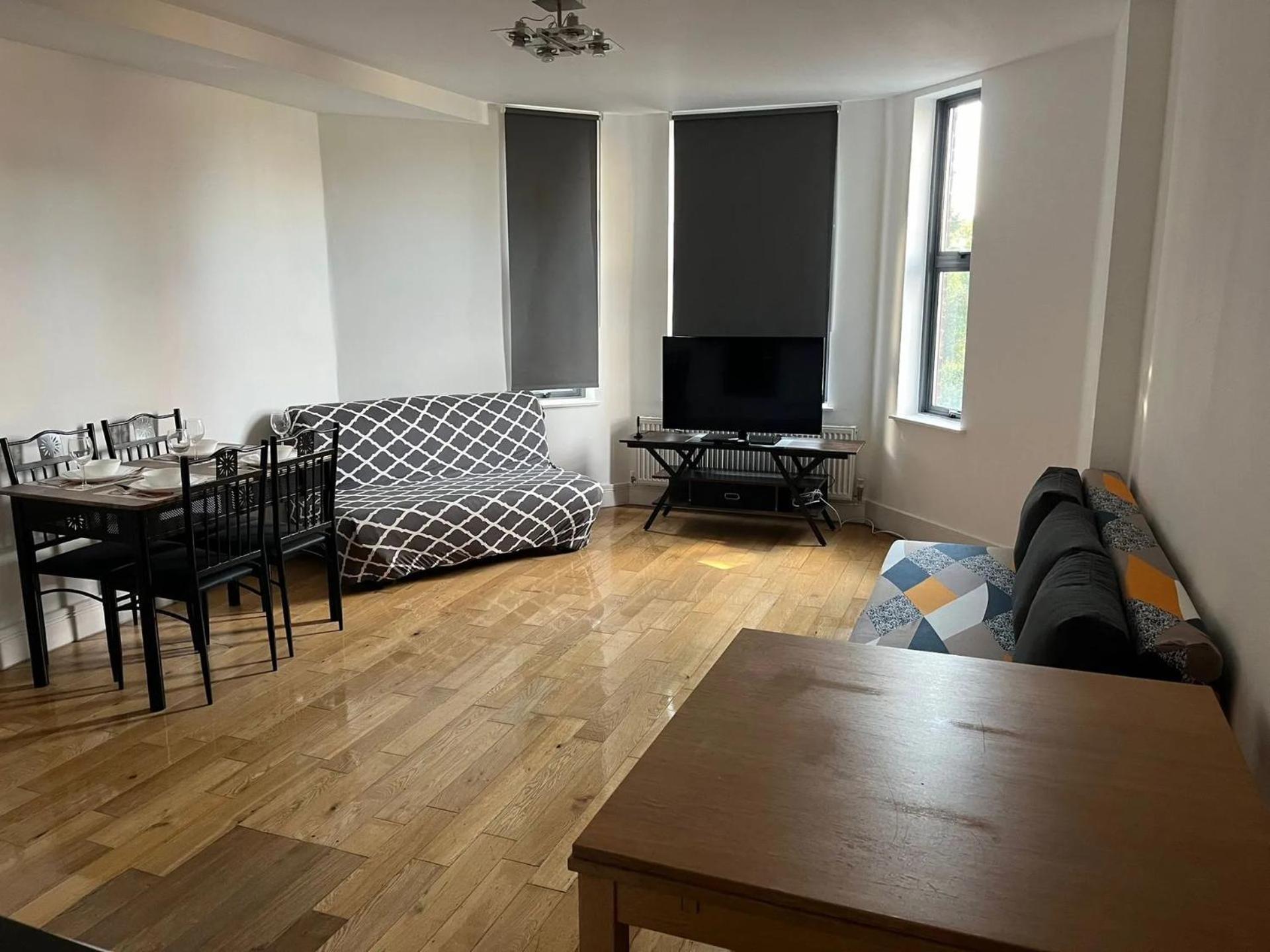 Westciti Chatsworth Road Apartments Croydon Bagian luar foto