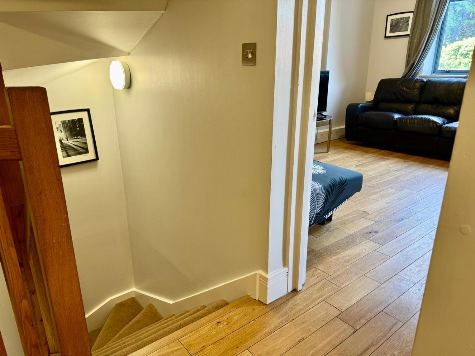 Westciti Chatsworth Road Apartments Croydon Bagian luar foto